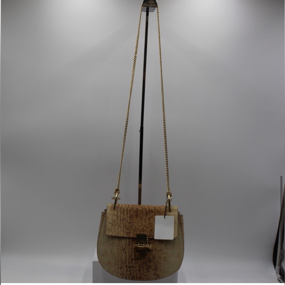 CHLOÉ Drew embossed crossbody bag - Picture 8 of 17